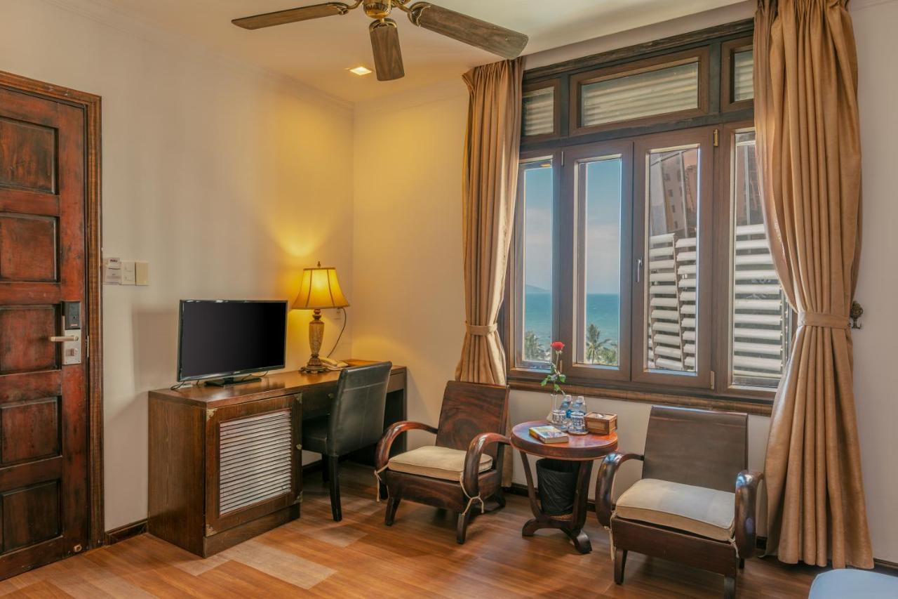 Phòng Deluxe Giường Đôi Nhìn Ra Biển