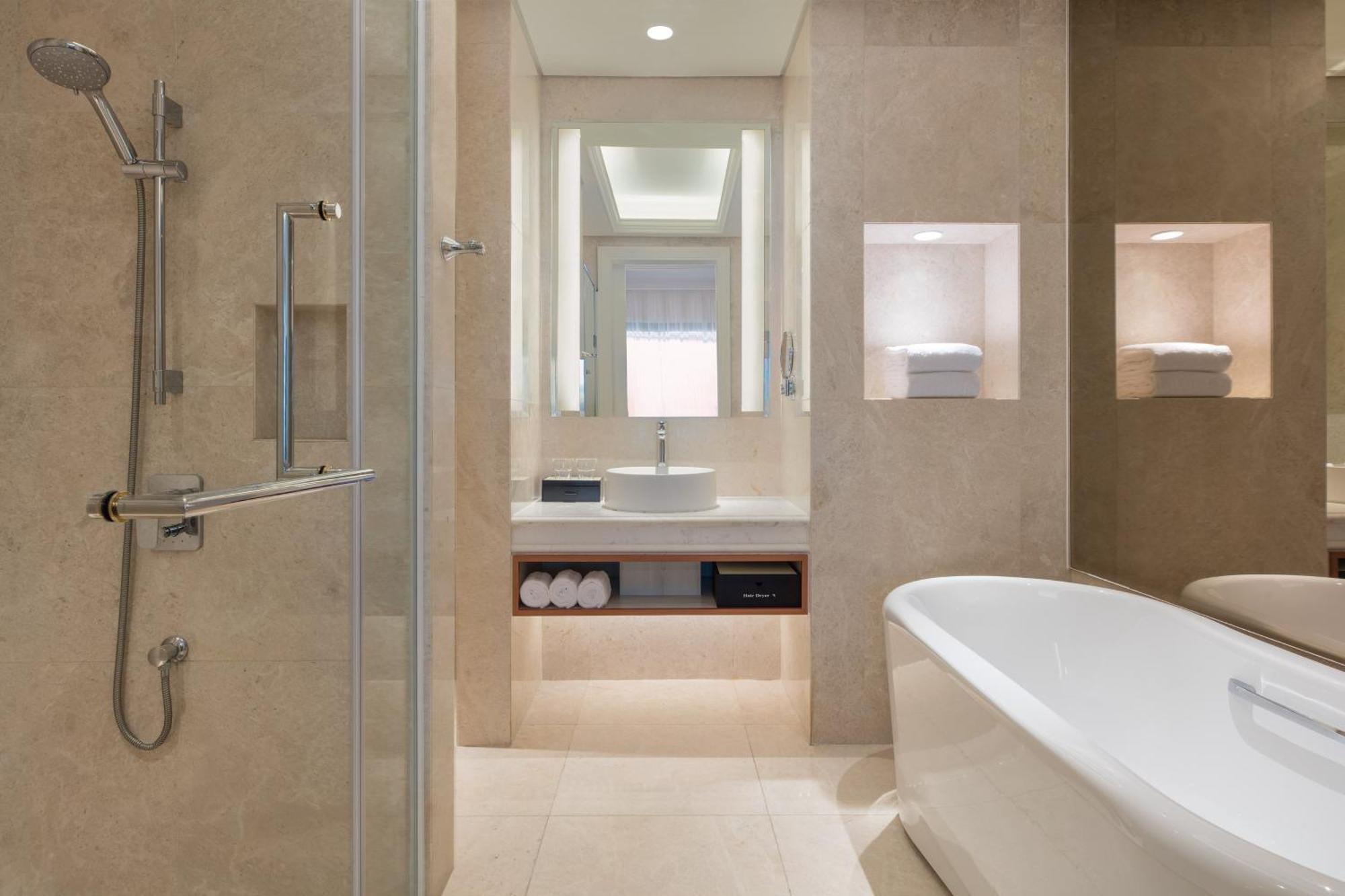 Suite Trăng Mật 1 Phòng Ngủ, 1 Giường Cỡ King, Nhìn Một Phần Ra Biển