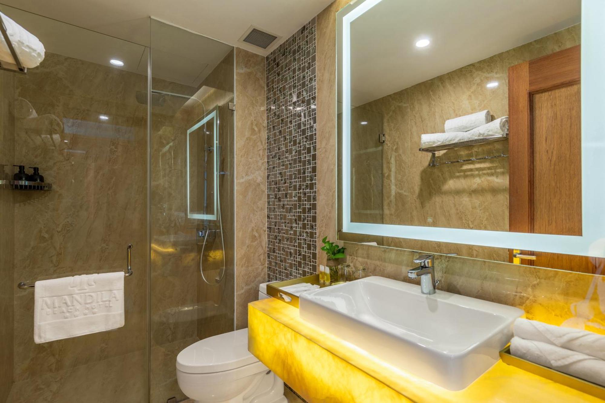 Phòng Gia Đình Nhìn Ra Biển Từ Phía Bên Cạnh