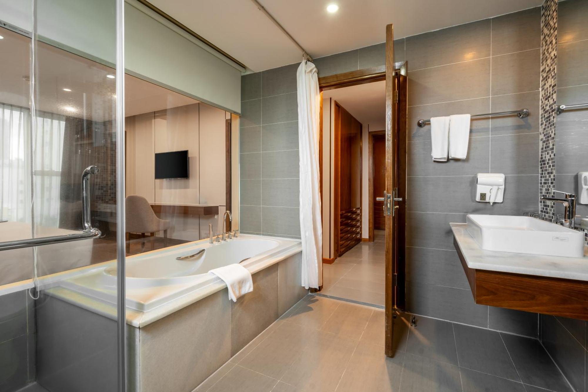 Suite Có Giường Cỡ King
