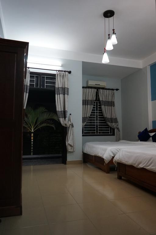 Nhà 4 Phòng Ngủ