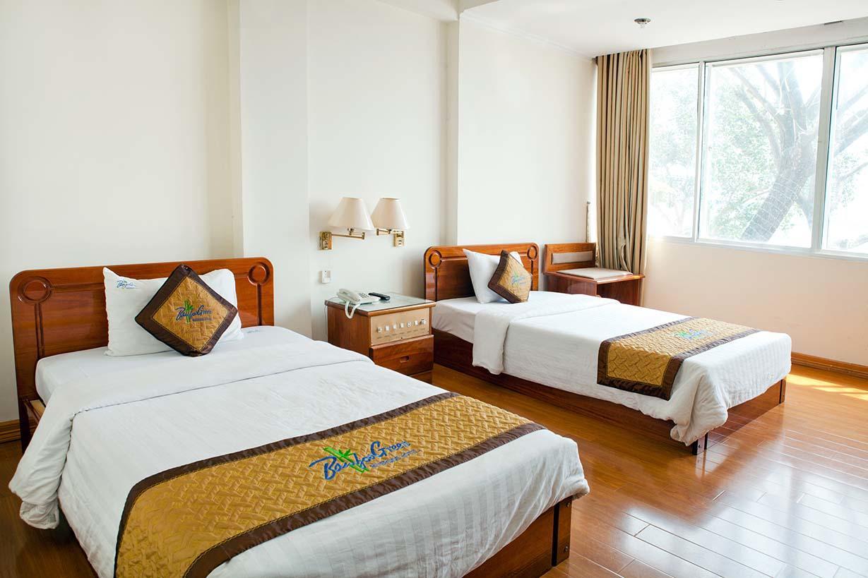 Phòng 2 Giường Đơn Nhìn Ra Hồ.