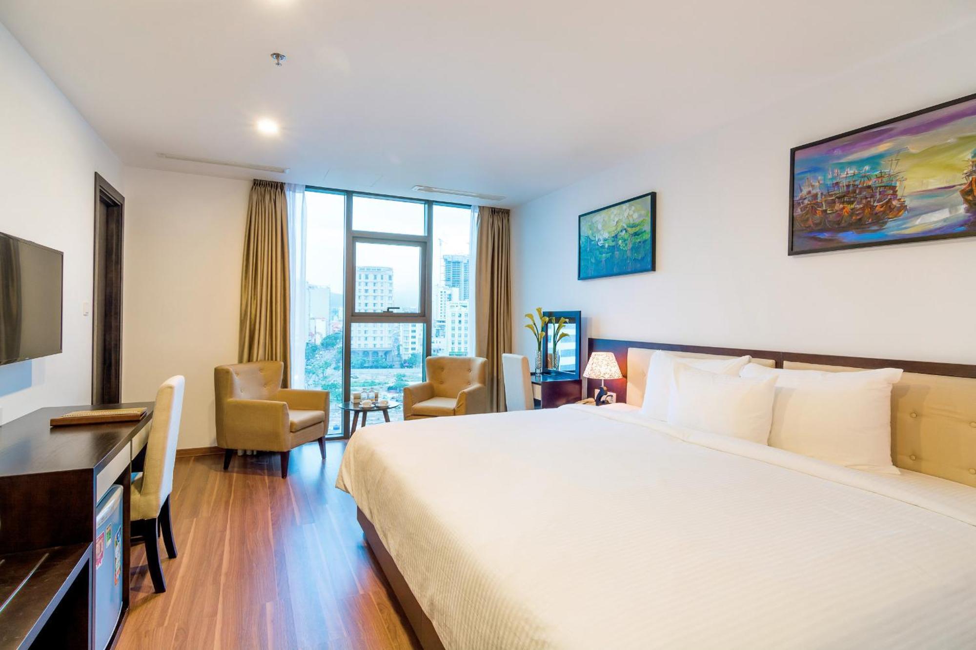 Phòng Premier Có Giường Cỡ King Nhìn Ra Một Góc Biển