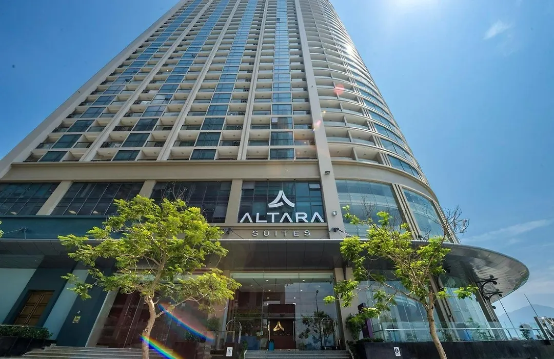 Luxurious Ocean View Suites - My Khe Beach Front - Hinata Apartment-1