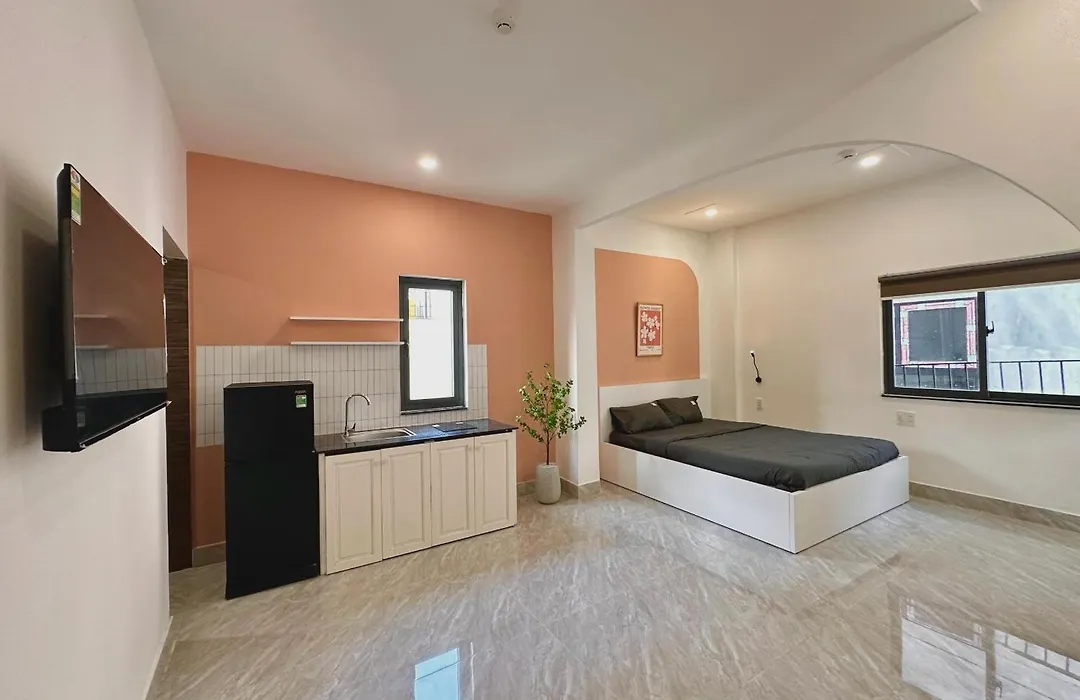 Corgi House Danang-1