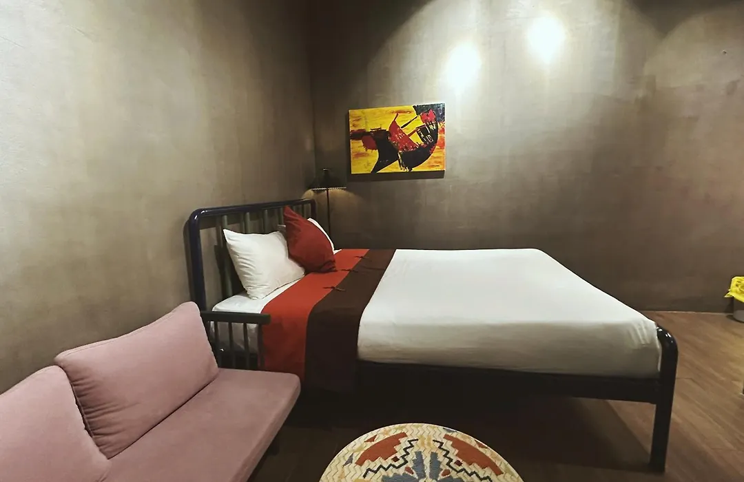 La Maison Des Delices-1