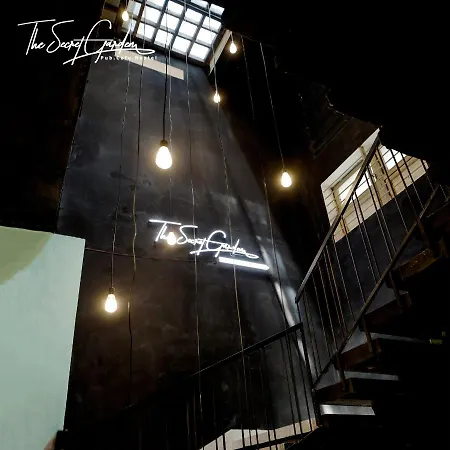 The Secret Garden-2