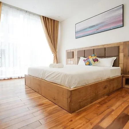 Modern & Charming Penthouse 5Brs In Da Nang Center-3