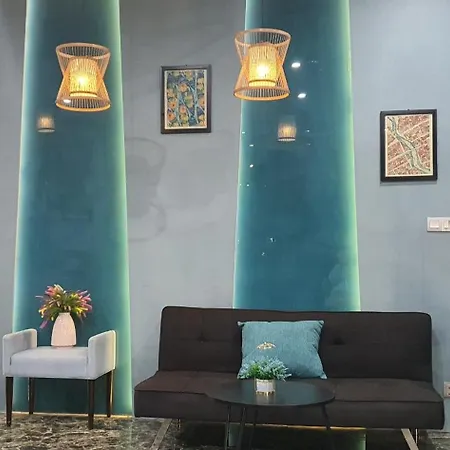 Cali Hotel Books Da Nang-2