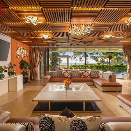The Five Stars Villa 8 Bedrooms Beachfront-3