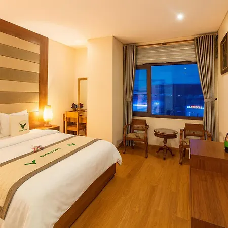 Moonlight Hotel & Suites - Highfloor View Of The City Center And Dragon Bridge-3