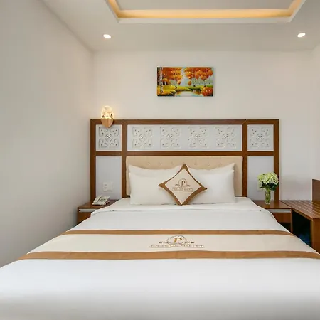 Prague Da Nang Beach Hotel-2