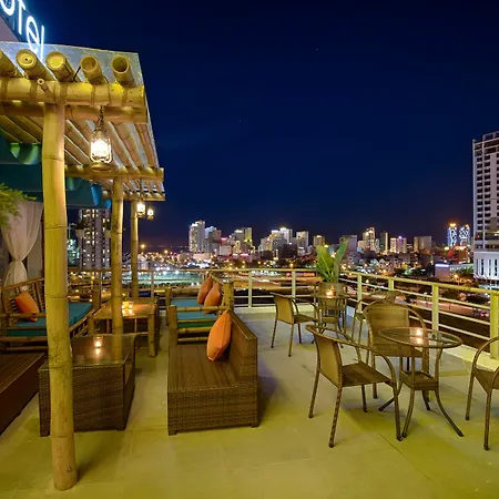 Continent Hotel Da Nang-3