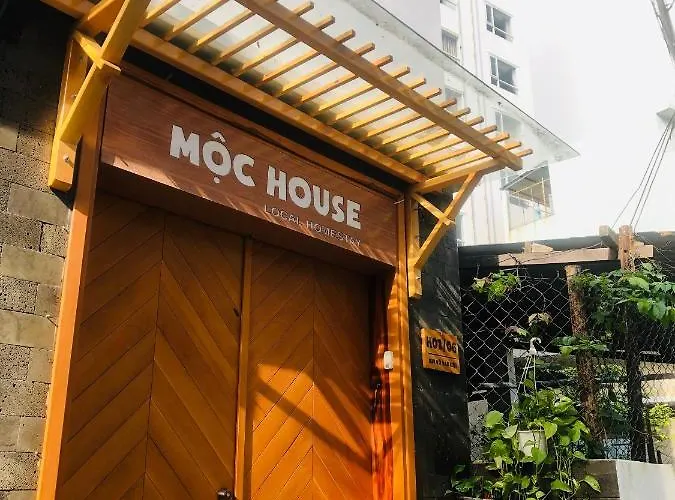 Moc House Homestay
