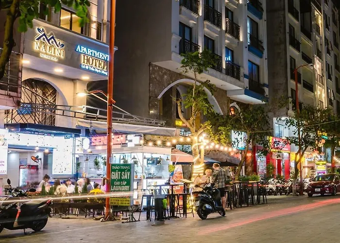 Nalini Hotel &