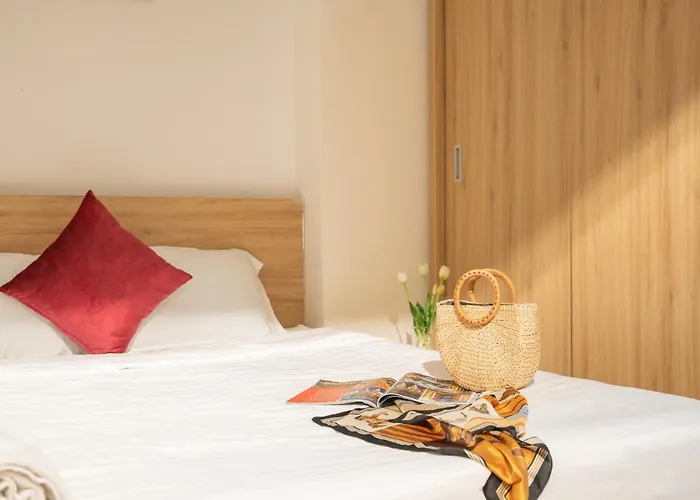 Thanh Apartment with sea view - Căn hộ sát biển