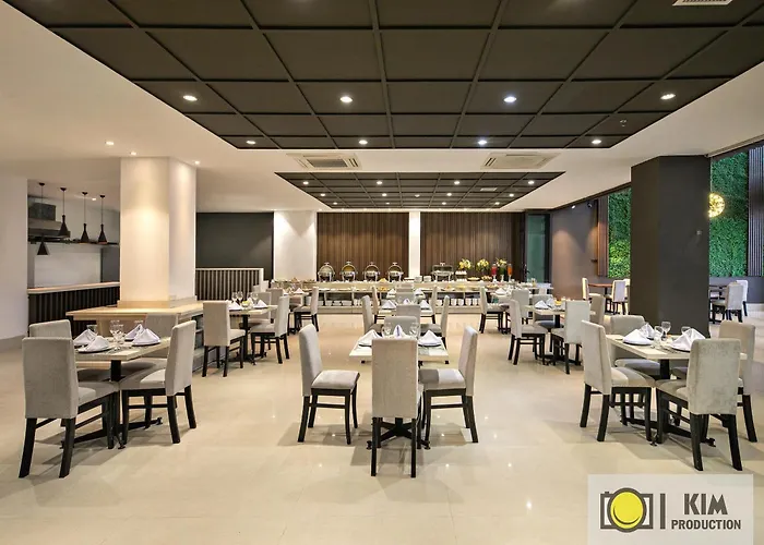Danang Riverside Hotel & Spa