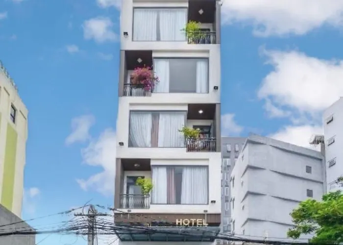 Hong Phuc Hotel 4 Da Nang