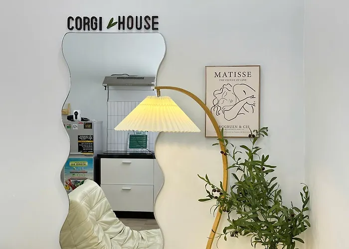 Corgi House Beachstay Danang, Việt Nam