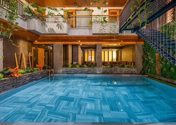 Lahome Boutique Villa And Apartment