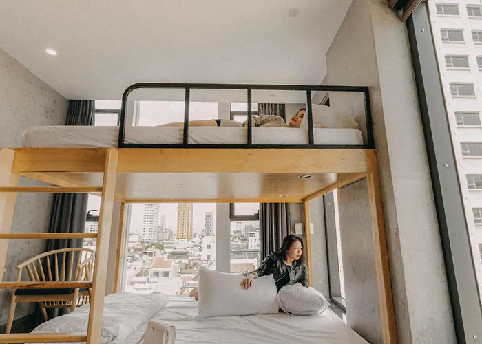 Posiki Hotel & Dorm - Danang Dragon Bridge