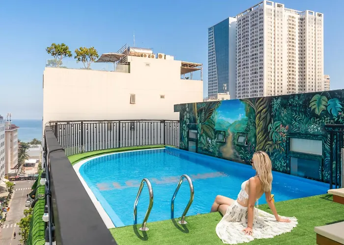 Elc Luxury Danang - An Thuong Walking Street